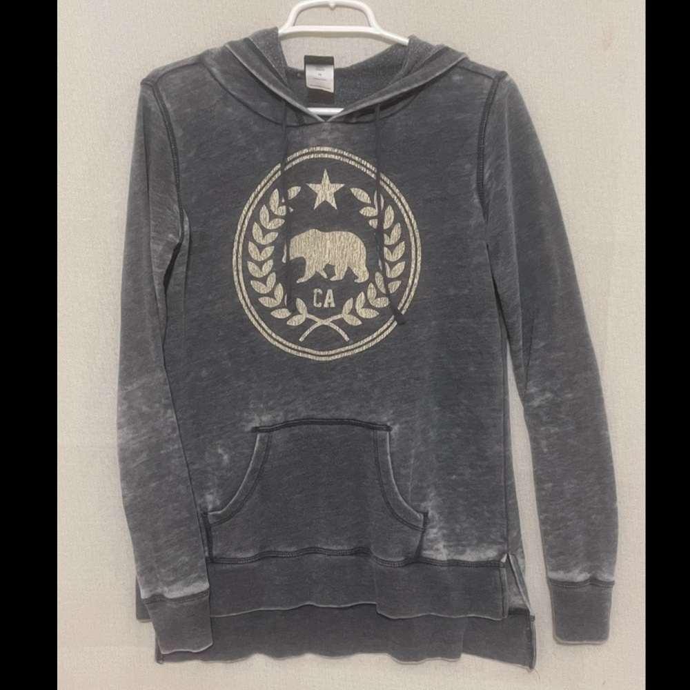 Modern lux pullover